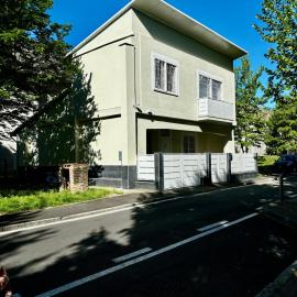 Villa Life, hotel in San Donato Milanese