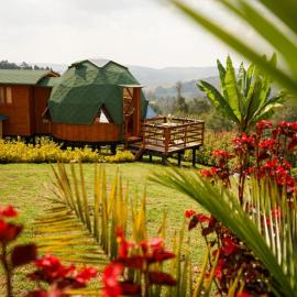 Glamping - Domo el Frailejón con Jacuzzi, hotel in Villapinzón