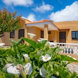 Casa Esteban Y Facunda, hotel in Valverde