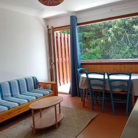 T2 Cabine St Lary Village au calme 4/5 pers 33m2