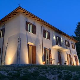Agriturismo "Casale Perla" โรงแรมในนอร์ชา