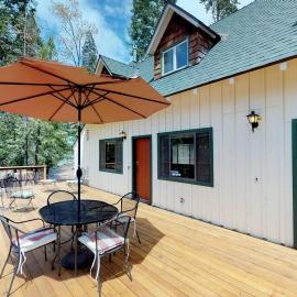 Baxter Mountain Cottage
