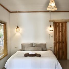 Ripbowl Guest House, hotel in Selong Belanak
