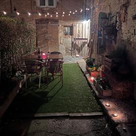 Cabane Du Cerf, hotel u gradu 'Llivia'