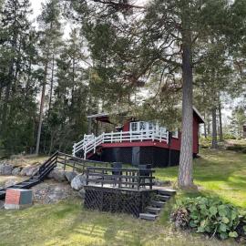 Edvin rantamökki, hotel Taalintehdas városában