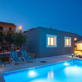 Villa Velum