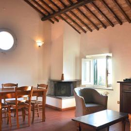 Montecasciano - Tulipano，卡普拉尼卡的飯店