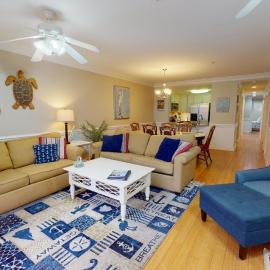 Brass Rail Villas 109 by Tybee Vacation Rentals, hotel a Tybee Island