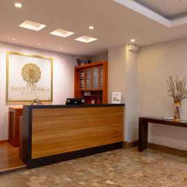 Hotel Santa Monica, hotel in Cuenca