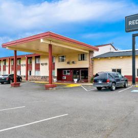 Red Lion Inn & Suites Yakima, хотел в Якима