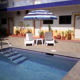 Hotel Sarabi, hotel i Barra de Navidad