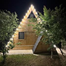 A-Frame Qusar