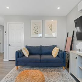 The Garden Retreat in Welland, On - 1BR,Free Parking and Workspace, hotel v destinaci Welland