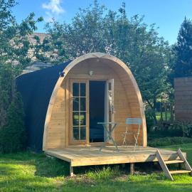 La pod de mon jardin, hotel in Prix-lès-Mézières