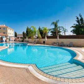 Kyklades Resort Excellence, hotel in Paralimni
