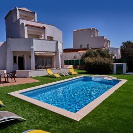 Villa Almadrava