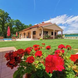Villa Radovan