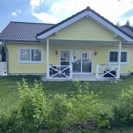 Chalet Altalmrich, hotel in Naumburg