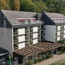 Hotel Luisenpark, hotel di Bad Bergzabern