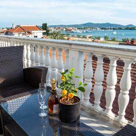 Guest House Maritimo, Hotel in Sukošan