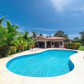 Villa Camino Corral by Vacation Pura Vida, hôtel à Esterillos