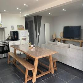 L'Imprévu est une maison individuelle., Hotel in Sennecey-le-Grand