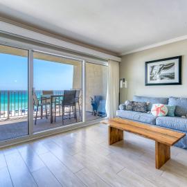 Beach House Condominiums C302 - Beachfront with Pool, Wi-Fi, & Beach Service