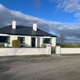 House in the Burren Clare, hotel in Skaghard
