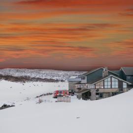 Barrakee Ski Lodge