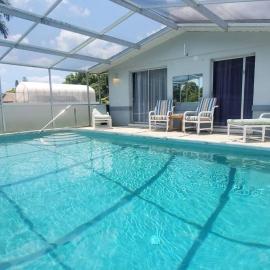 Entire home with pool & beach 5 min away!