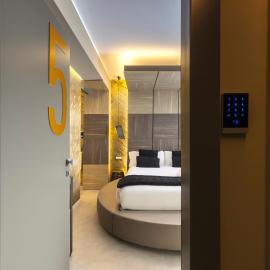 Milestone, hotel in Quartu SantʼElena