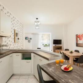 Luma Apartment near the beach!