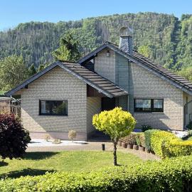 EifelSeensucht, hotelli kohteessa Heimbach