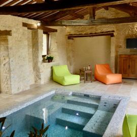les gîtes de fred en Dordogne, Maisons avec piscines privées et chauffées