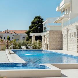 Bella Vista Luxure Apartments、バオシチのホテル