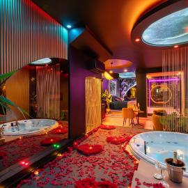 Insolite Spa Privatif Suite étoilée โรงแรมในอัลบี