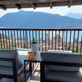 Appartamento con vista lago - Dosso Lakeview, מלון בסאלה מאראזינו