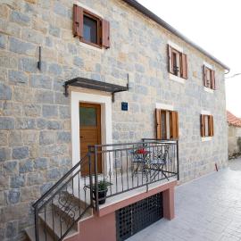 Stone house Oršulica