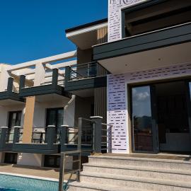 Horeizons Modern Living, hotel in Nea Vrasna