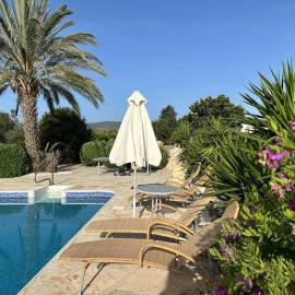 Villa Margarita Latchi, hotel v destinaci Lachi