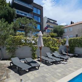 Residence Alpha Apartments، فندق في كافتات