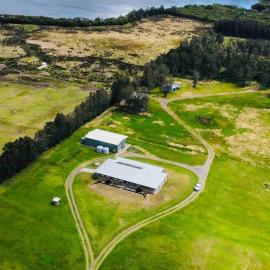 Anna Bay 20 acres luxury farm、Salt Ashのホテル