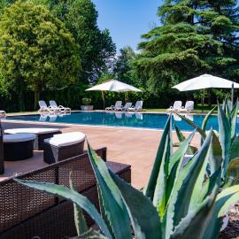 Villa vitti's - Verona est CAMPING, hotel in San Martino Buon Albergo