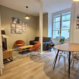 Studio Terrasse, Hypercentre, Neuf, RDC, Hotel in Laon