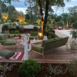 Villa Le Patio avec grande piscine, hotel in La Motte