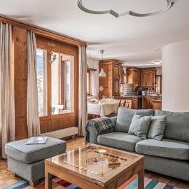Apartment Chesa Mezzaun by Interhome, hotel en Zuoz