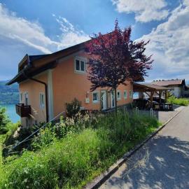 Haus Kraller-Urlaub mit Seeblick, hotel i Millstatt