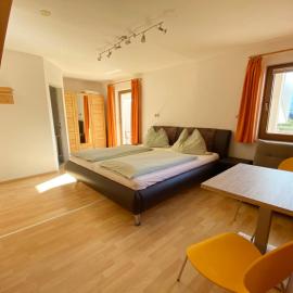 Pension Marhof, hôtel à Villach