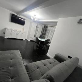Apartament cu gradina central, hotel in Iaşi