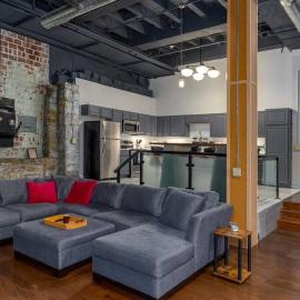 Unique and Charming Downtown Apt, hotel a Newark